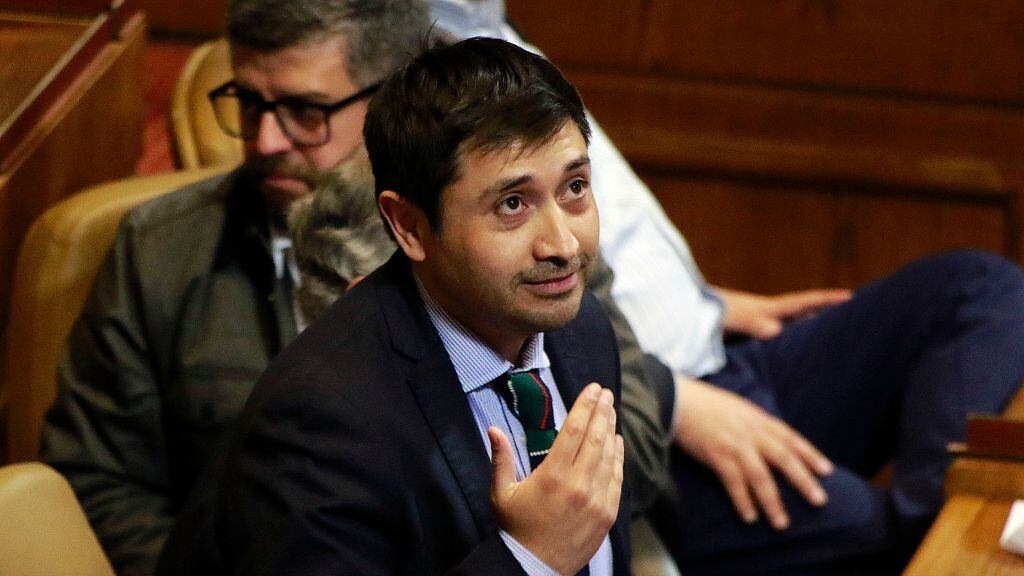 Agencia Uno | El diputado y presidente de la comisión de Constitución, Miguel Ángel Calisto