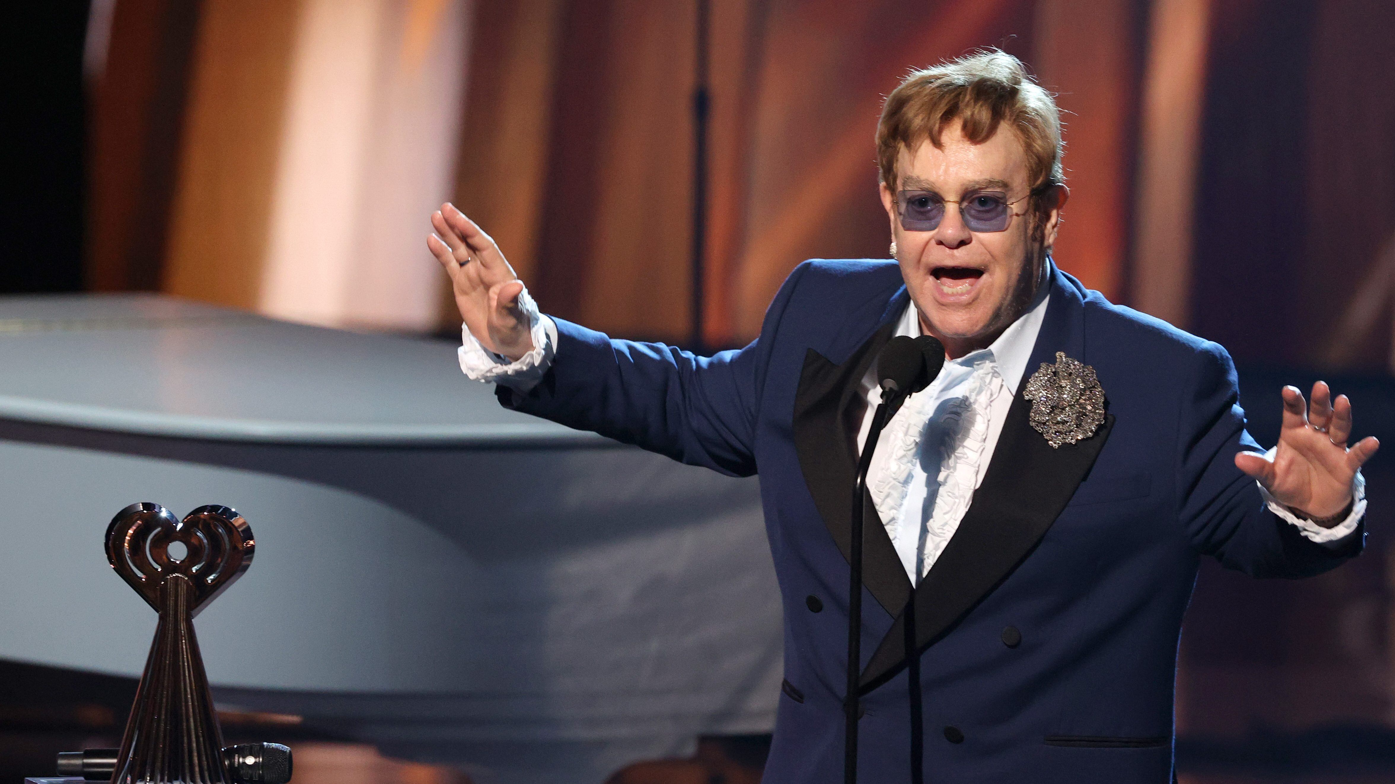 El adiós definitivo: Elton John confirmó su show final para el próximo año
