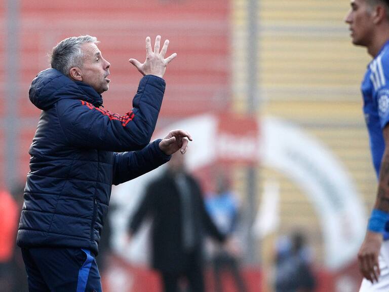 Gustavo Álvarez no se conforma con la victoria ante Unión Española