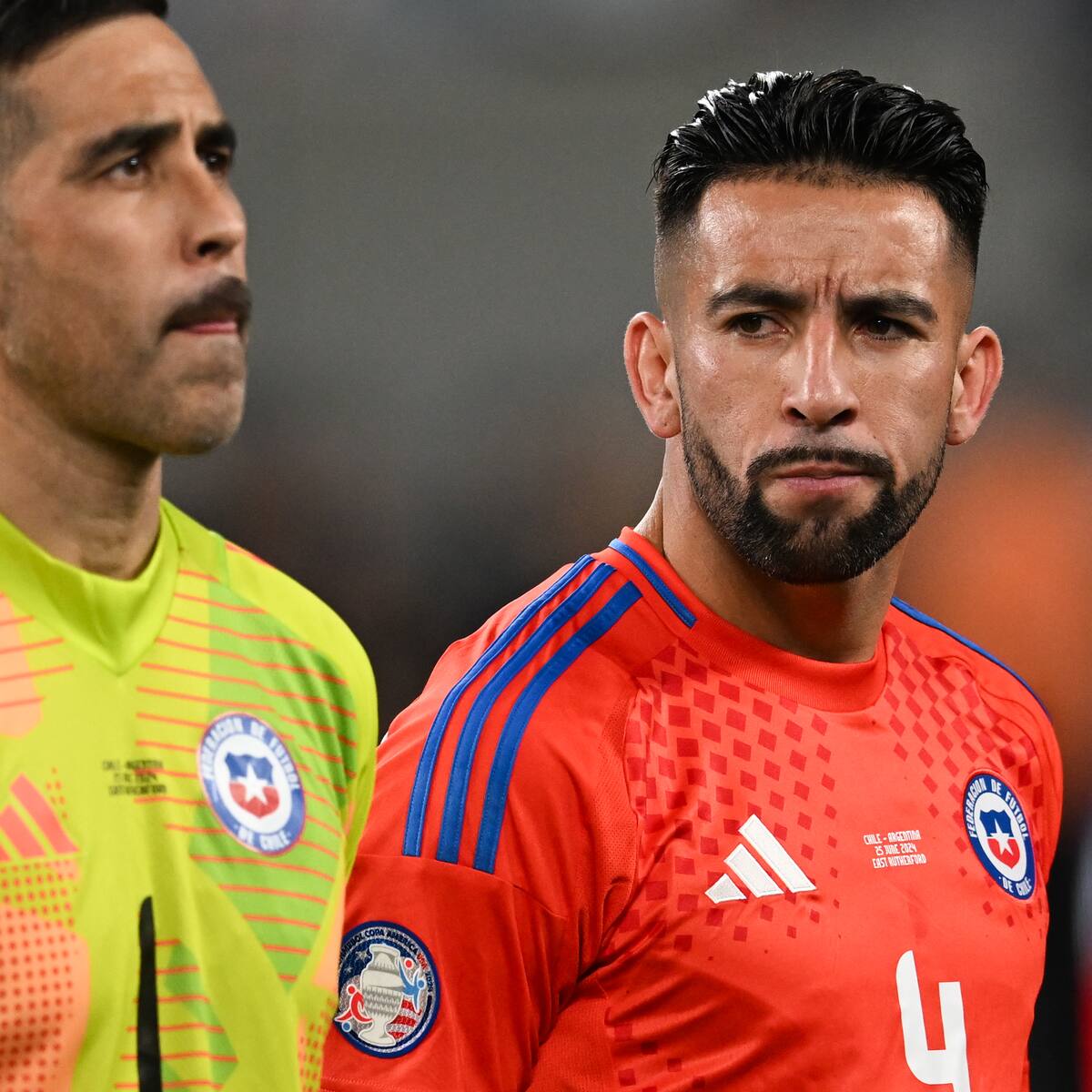 Mauricio Isla elige a los tres jugadores más importantes de la Generación Dorada tras anunciar su retiro: “Fueron nuestros pilares”
