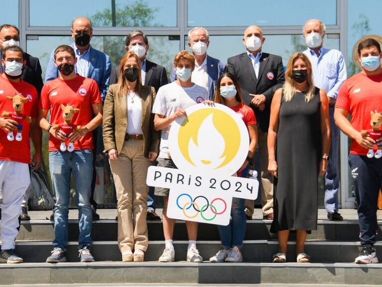 Diez deportistas chilenos recibieron becas para preparar su clasificación a los Juegos Olímpicos de París 2024