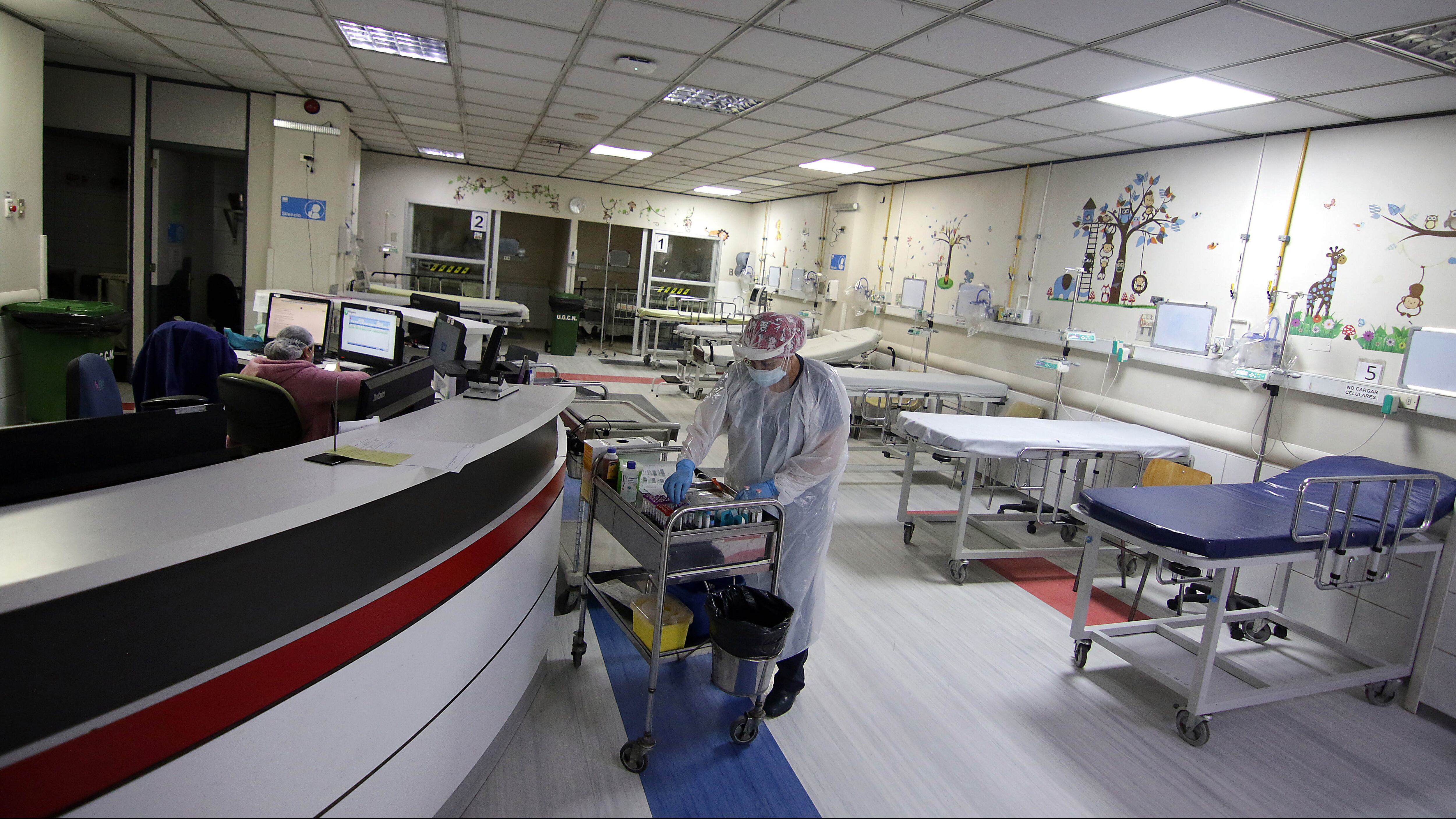 Desde el Hospital Padre Hurtado informaron una disminución de pacientes con coronavirus y, a su vez, un aumento de pacientes con otras patologías. Señalan que esto no es motivo suficiente para “bajar la guardia” y piden a la población cumplir las medidas preventivas para evitar un rebrote durante las etapas de desconfinamiento.**REPORTAJE EN SECCION NOTICIAS GENERALES**