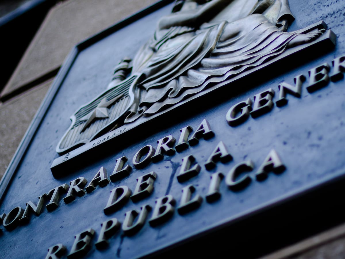 Tras detectar irregularidades en compras: Contraloría inicia sumarios en municipios de Constitución y Collipulli