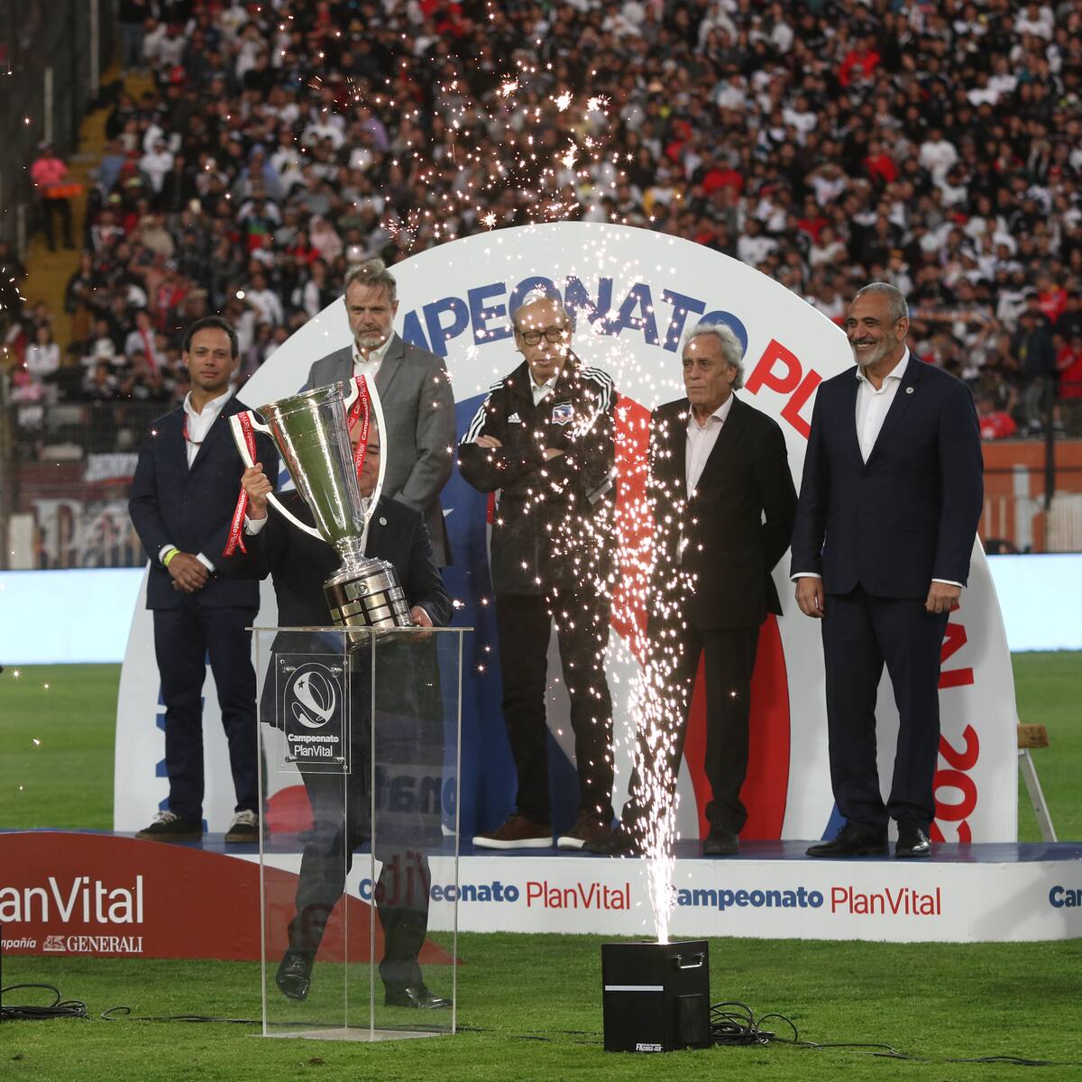 Se pelean la corona, y la billetera: los millones en juego que hay entre Cobresal, Colo Colo y Huachipato