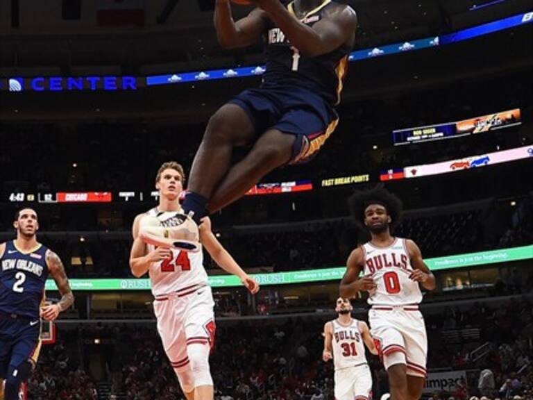 Zion Williamson volvió a sorprender a la NBA con increíble 360