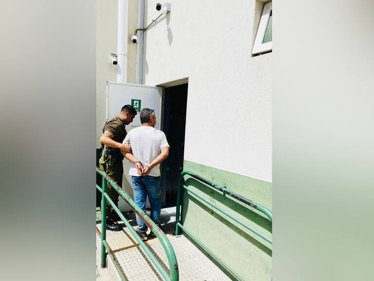 Detienen a hombre por ser el presunto responsable de incendio en Limache: usaba una herramienta de soldadura