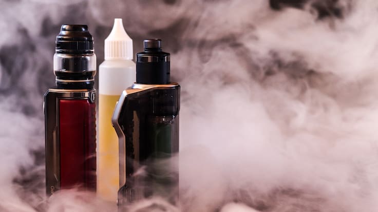 Ley que regula vapeadores entra en vigencia muy pronto: ¿Qué cambios trae la nueva norma en Chile?