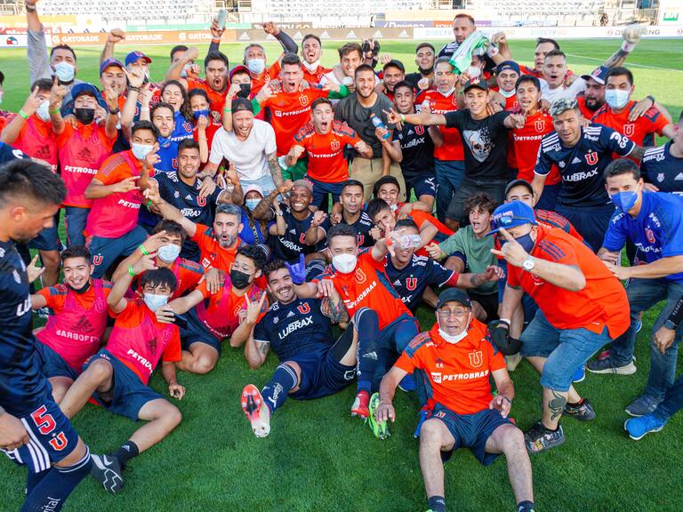 Universidad de Chile ya tiene una lista para decidir al técnico que reemplazará al interino Cristián Romero