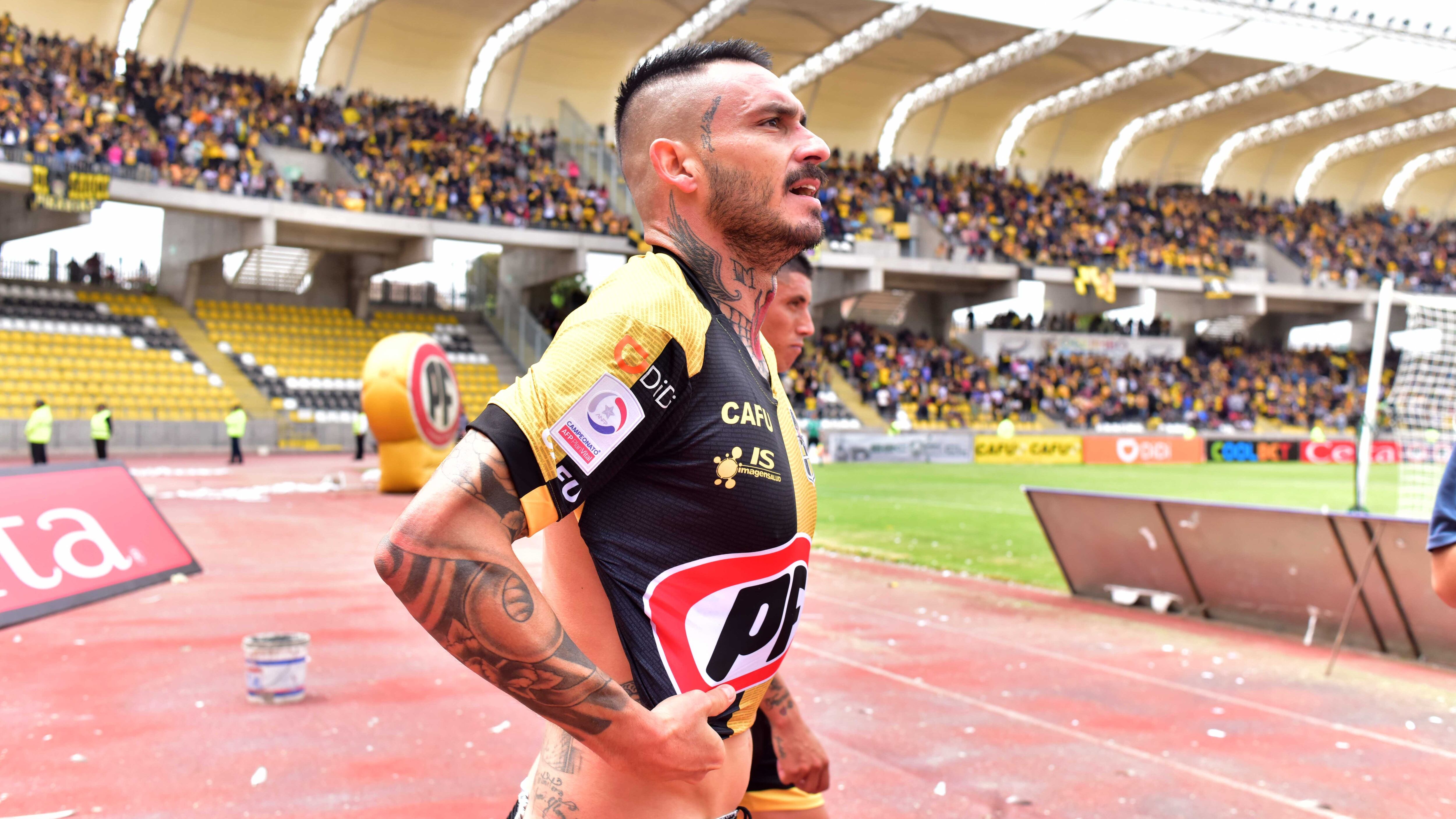Mauricio Pinilla