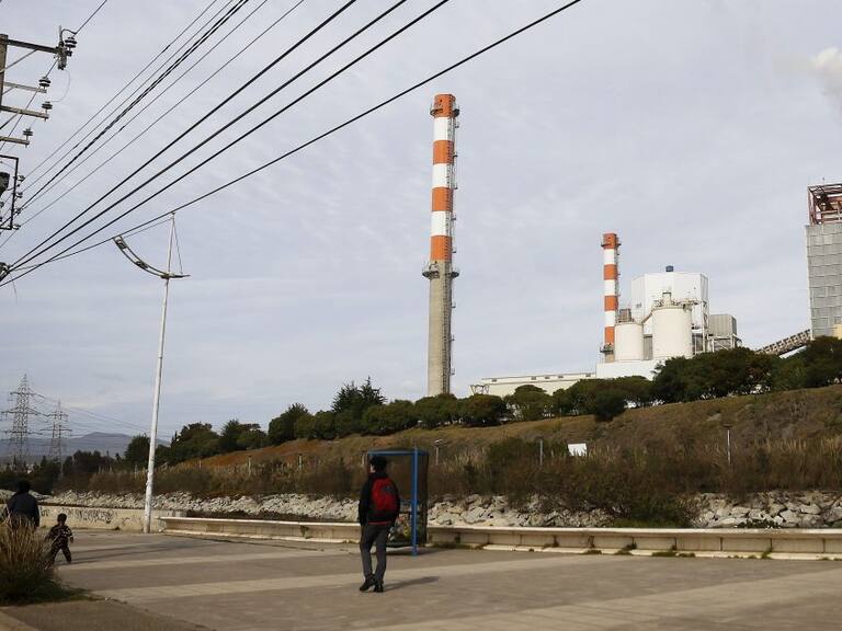 31 DE JULIO DE 2019/PUCHUNCAVIImagenes tematicas del cordon industrial de Quintero, Puchuncavi y Ventanas.
Esta semana, se registraron altos niveles de contaminacion en el ambiente, por lo que la Intendencia regional decretó emergencia ambiental, prohibiendo las actividades fisicas en colegios de la zona.
FOTO: LEONARDO RUBILAR CHANDIA/AGENCIAUNO