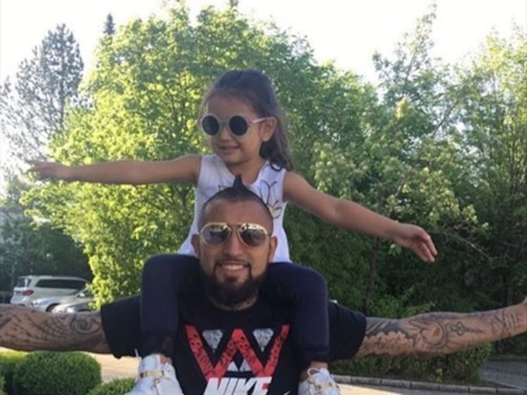 Hija de Arturo Vidal ya no quiere salir en su Instagram