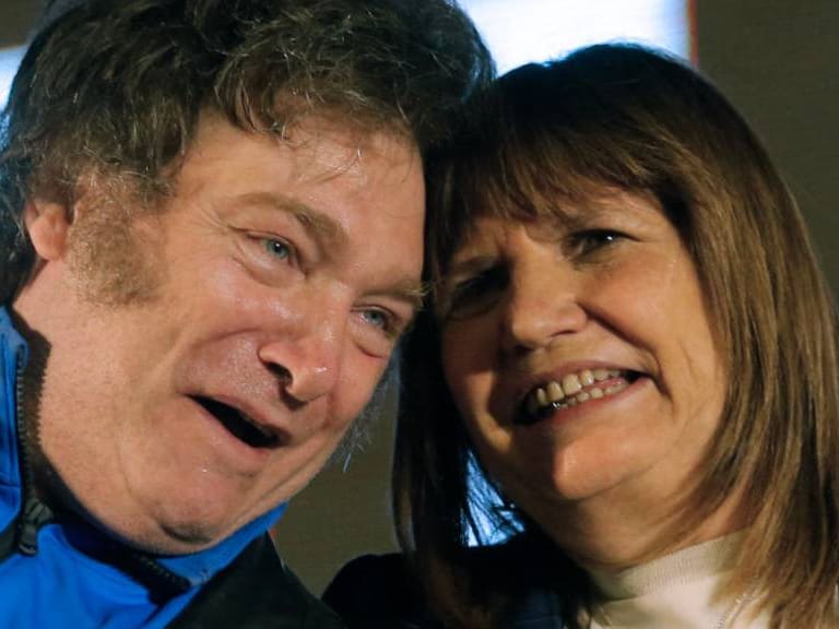 De tratarla de «pone bombas» a sumarla a su gabinete: Milei nombra ministra de Seguridad a Patricia Bullrich