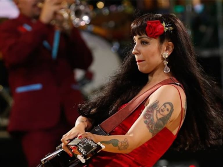 Así «disfrutó» Mon Laferte el show de Maluma en el Festival de Viña del Mar