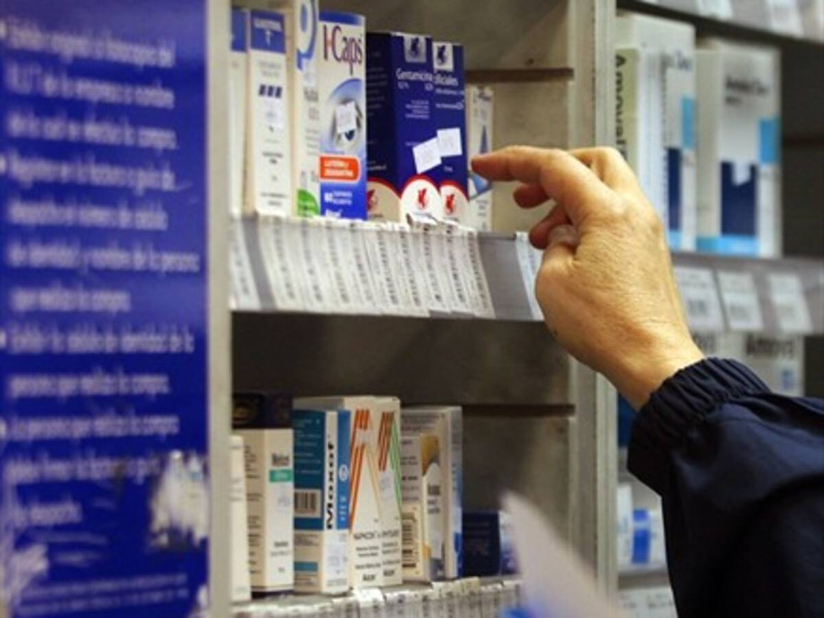 Sernac detecta diferencias de hasta 3.000% entre fármacos bioequivalentes y originales