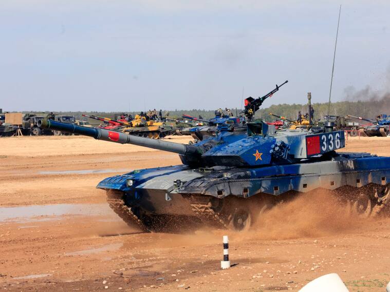 Tanque 336 de China participa de ejercicios militares cerca de Moscú