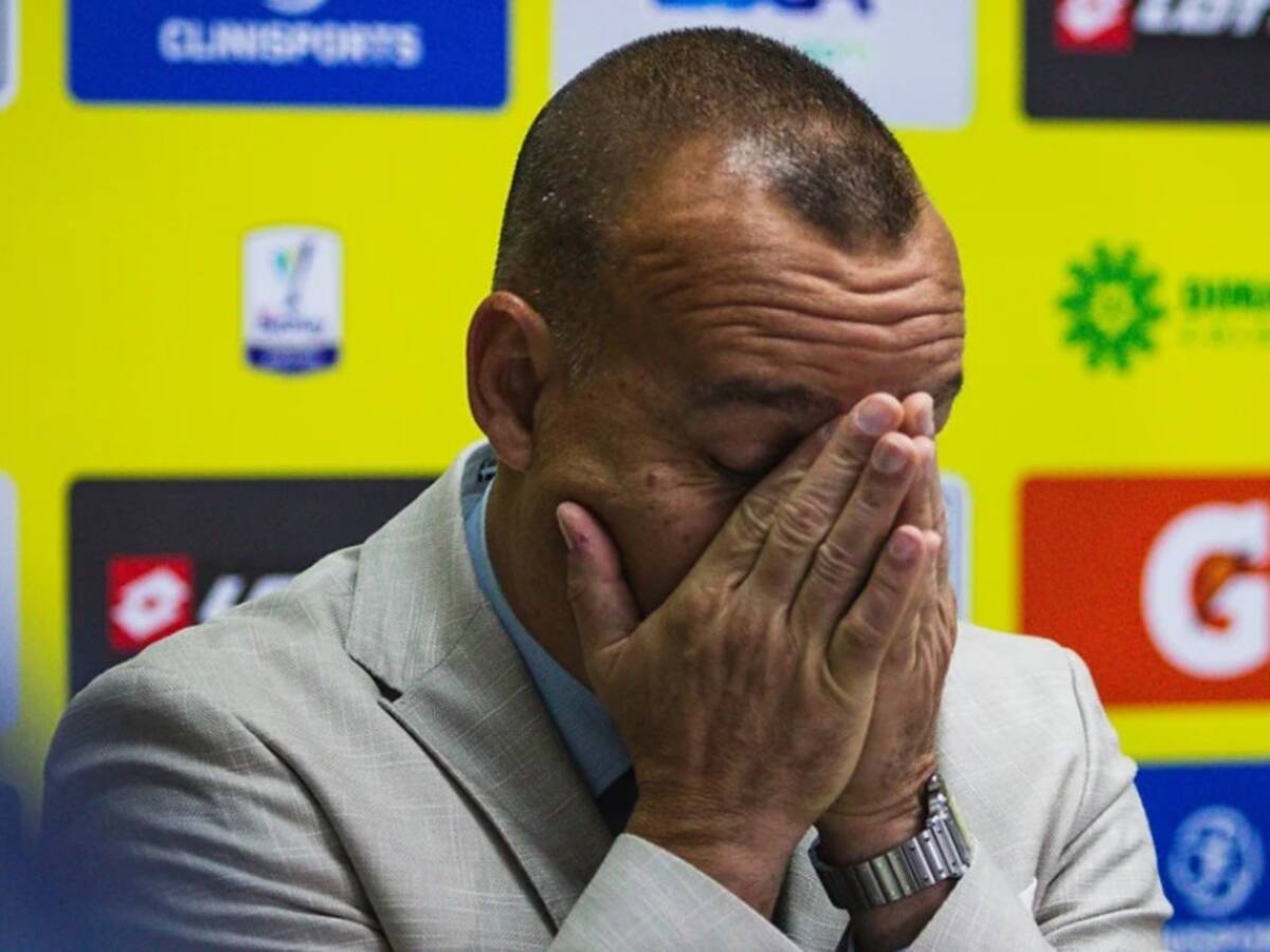 Rafael Dudamel sorprende y anuncia entre lágrimas su retiro como entrenador de fútbol profesional