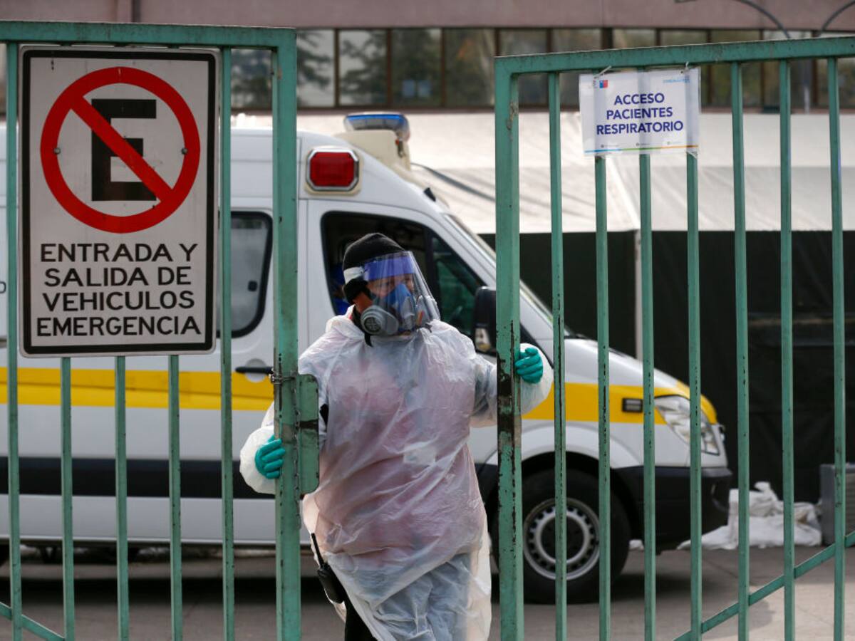 Doctor Bernucci por el COVID-19: «En la Región Metropolitana estamos en un colapso como tal»