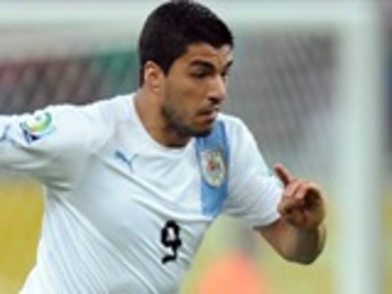 El Liverpool rechazó oferta del Arsenal por Luis Suárez