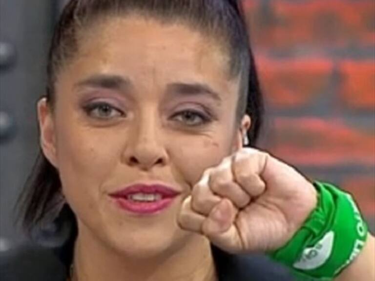 Bessy Gallardo fue criticada por arremeter contra la apariencia física de Van Rysselberghe