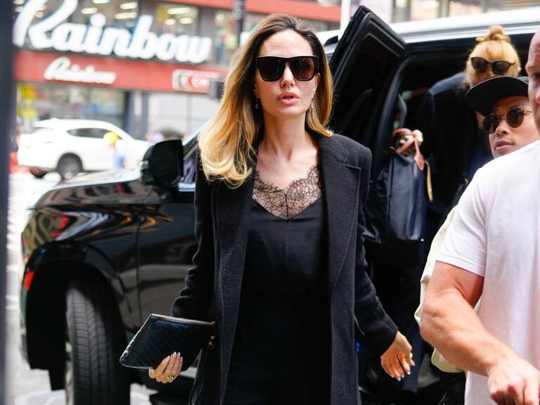 “Un historial de abuso físico”: Angelina Jolie acusa a Brad Pitt de maltrato