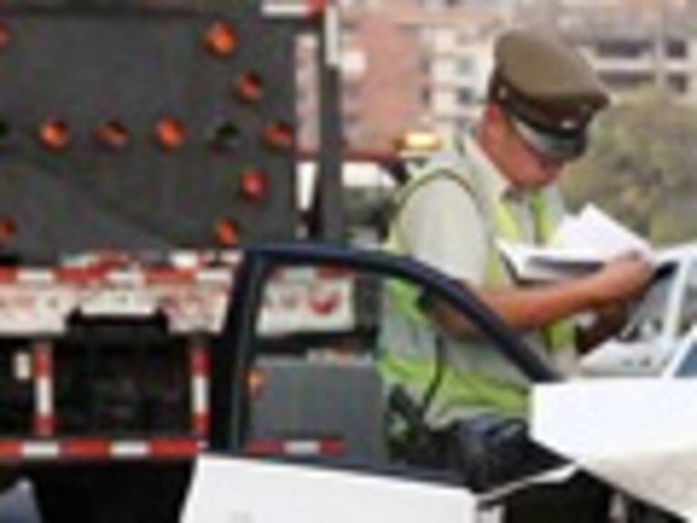 Una persona con riesgo vital dejó grave accidente en Costanera Norte