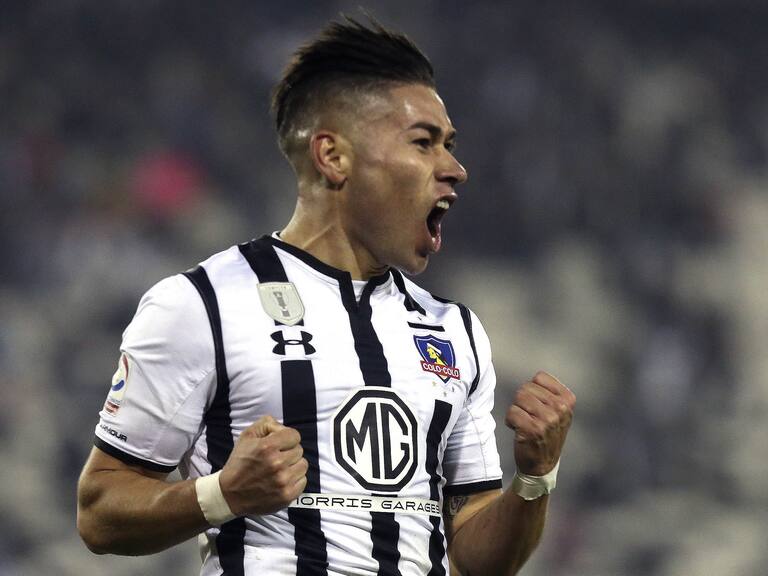 ¿Pasajes a Grecia? Dirigente de histórico club se refirió a posibilidad de fichar a Óscar Opazo