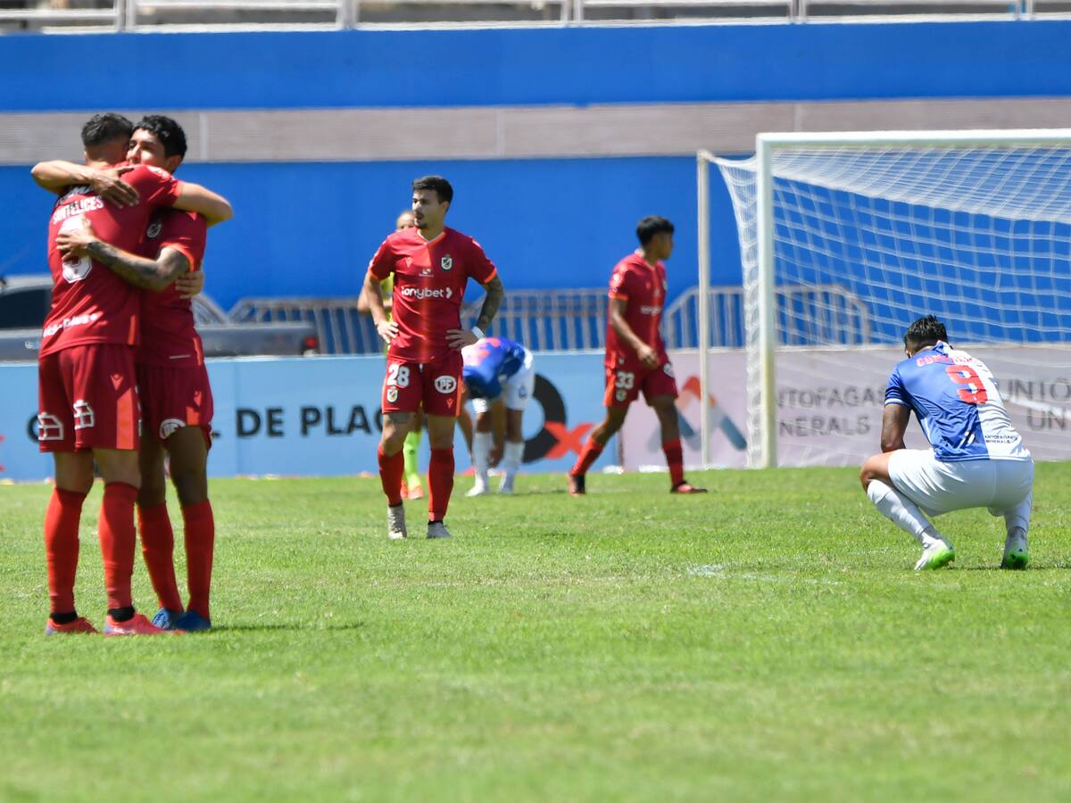 La Serena sorprende a Deportes Antofagasta y festeja en el inicio de la Primera B