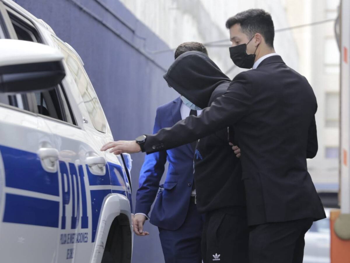 Control de la PDI permitió encontrar a 51 migrantes ilegales en Barrio Meiggs: uno de ellos tenía orden de expulsión pendiente