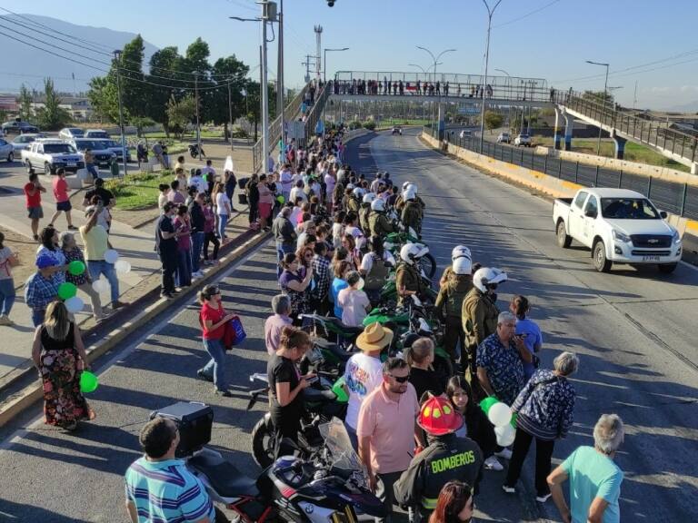 Emotiva despedida del cabo Daniel Palma en su ciudad natal Rancagua: asistentes le dieron un último adiós