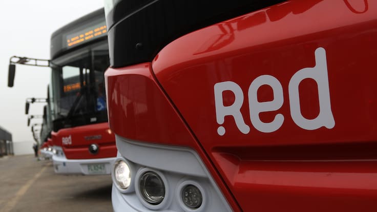 Lanzan plan piloto de reconocimiento facial en buses RED: así funciona el nuevo sistema de pago en Santiago