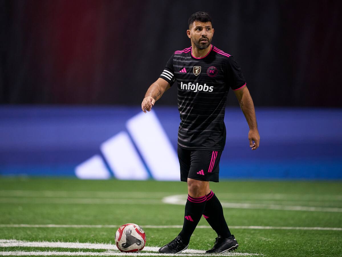 Sergio Agüero ilusiona con una posible vuelta al fútbol profesional