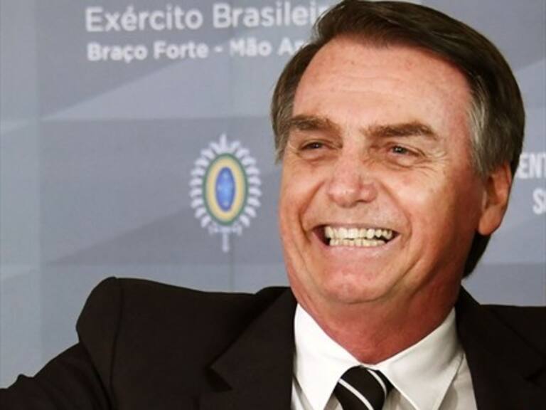 Bolsonaro asumió la presidencia de Brasil asegurando que unirá al pueblo en los valores de familia