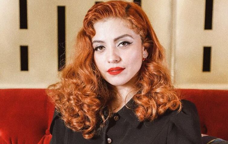 "Ya tengo guatita": Mon Laferte mostró su incipiente abdomen de embarazada | Instagram