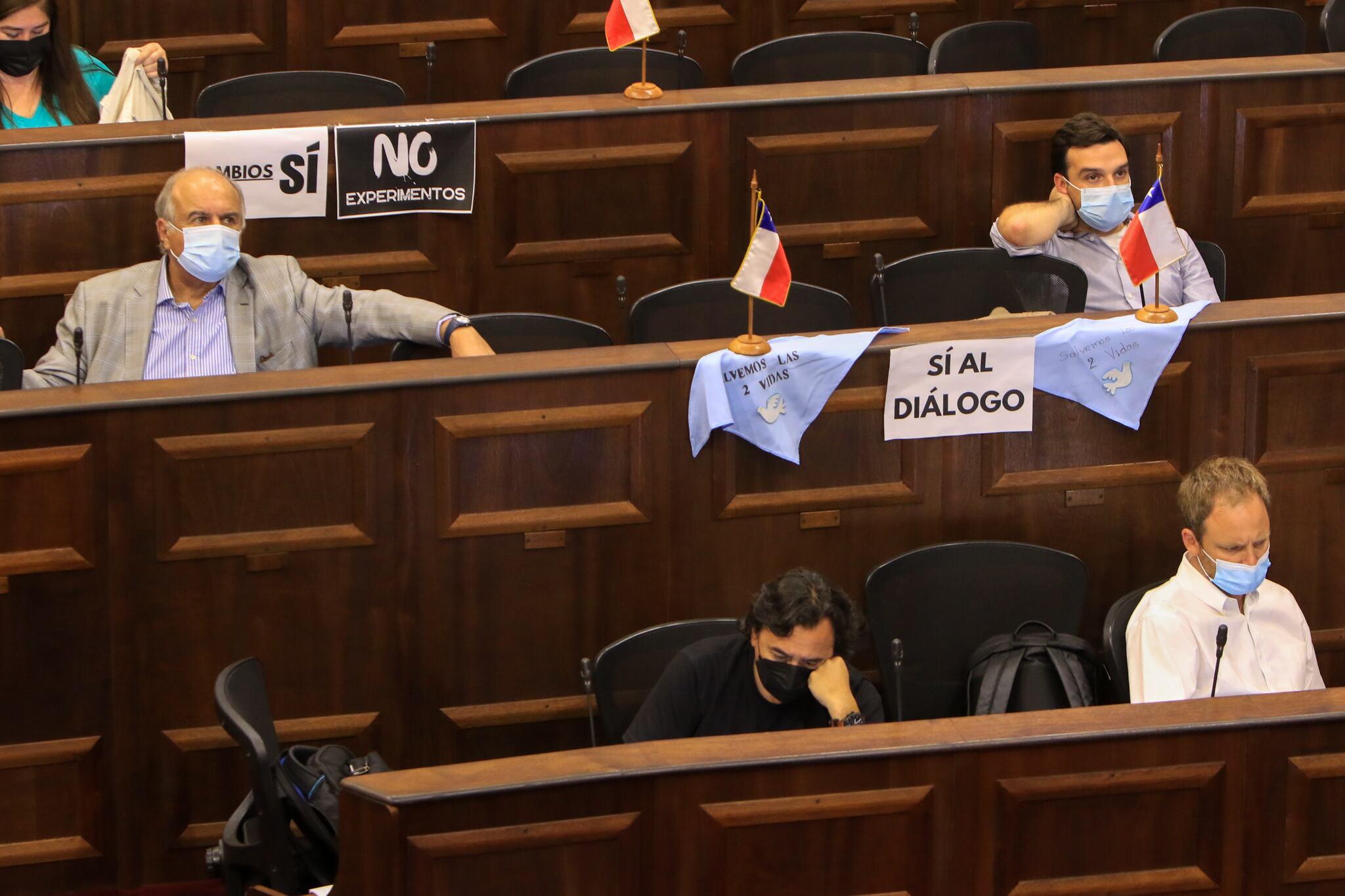15 de Marzo 2022/SANTIAGOLa sesión N° 68 del pleno de la Convención Constitucional es llevada a cabo en el hemiciclo del ex congreso y salas aledañas.FOTO: LUKAS SOLIS/AGENCIAUNO