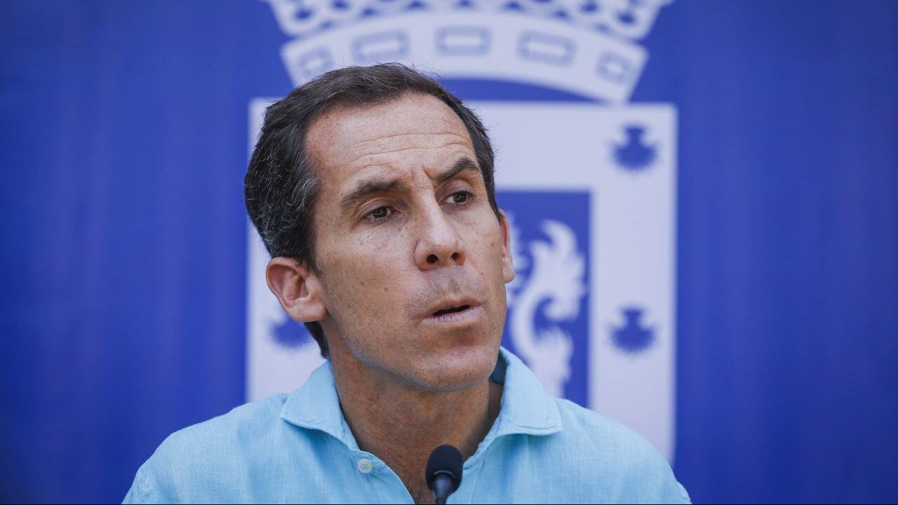 29 de febrero del 2020/SANTIAGOEl Alcalde de Santiago, Felipe Alessandri, da a conocer las obras de mejoramiento de infraestructura y mantención que se realizaron en diversas escuelas y liceos de la comuna, en el marco del Plan Verano 2020.
FOTO: SEBASTIAN BELTRAN GAETE/AGENCIAUNO