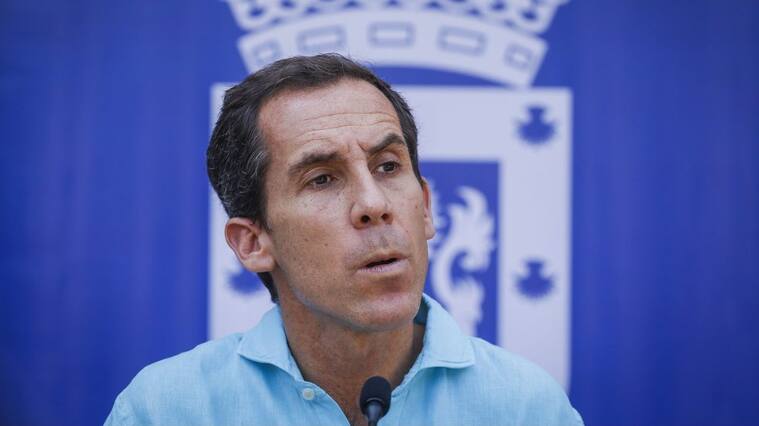 29 de febrero del 2020/SANTIAGOEl Alcalde de Santiago, Felipe Alessandri, da a conocer las obras de mejoramiento de infraestructura y mantención que se realizaron en diversas escuelas y liceos de la comuna, en el marco del Plan Verano 2020.
FOTO: SEBASTIAN BELTRAN GAETE/AGENCIAUNO