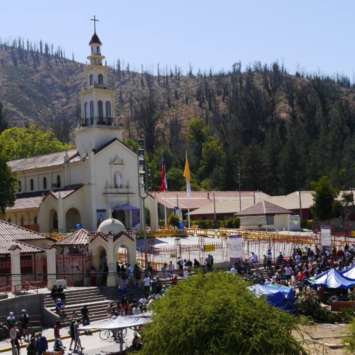 Mujer fallece de un paro cardíaco durante la peregrinación a Lo Vásquez