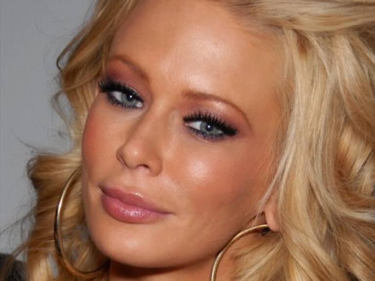 Jenna Jameson sorprende con irreconocible apariencia