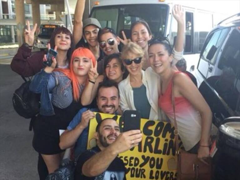 Kylie Minogue llegó a Chile y fue recibida por sus fans