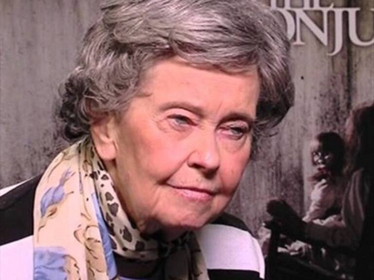 A los 92 años fallece Lorraine Warren, la investigadora paranormal que inspiró El Conjuro