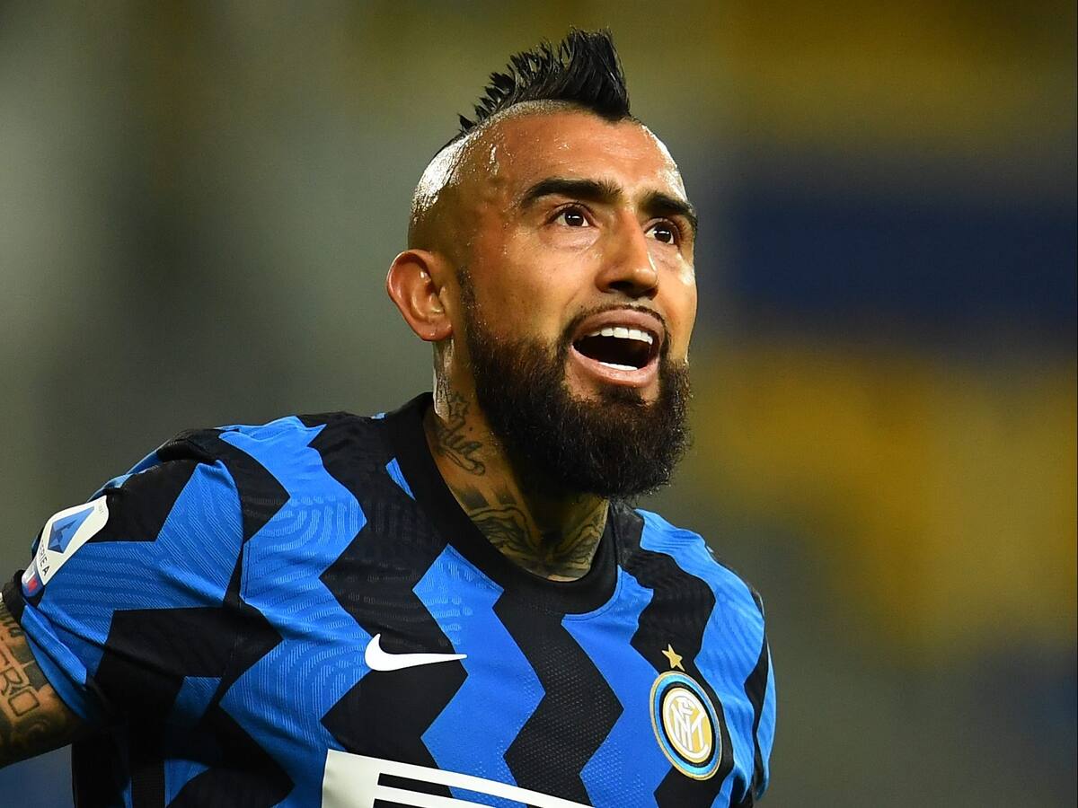 «Golazo histórico»: el festejo de Arturo Vidal tras el primer gol de Esteban Paredes en Coquimbo Unido