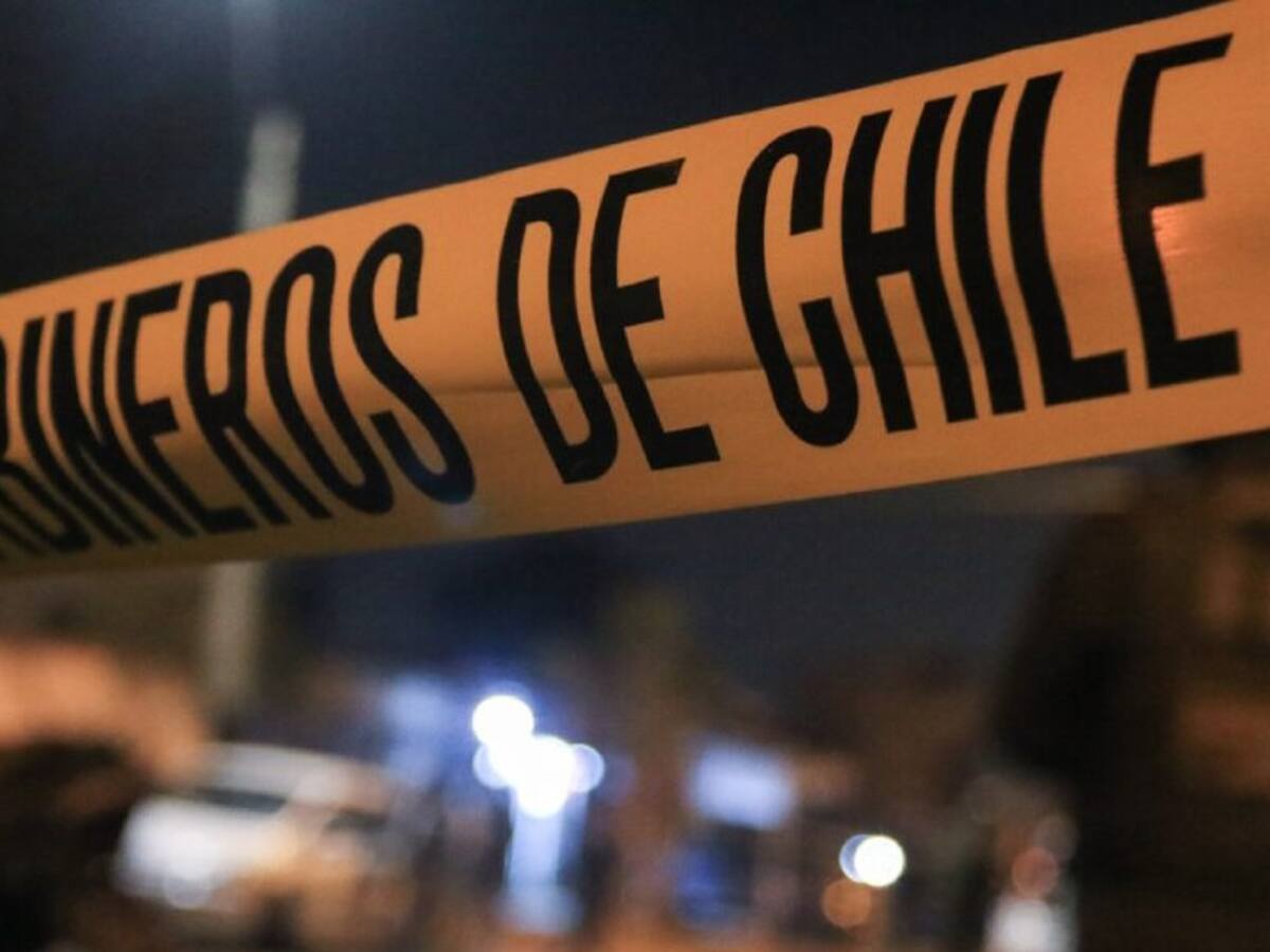 Motorista muere tras chocar contra un muro en el centro de Santiago