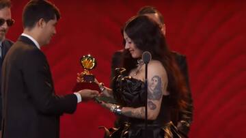 Mon Laferte hace historia en los Latin Grammy 2024: ganó en categoría ‘Mejor Álbum’ por su disco Autopoiética