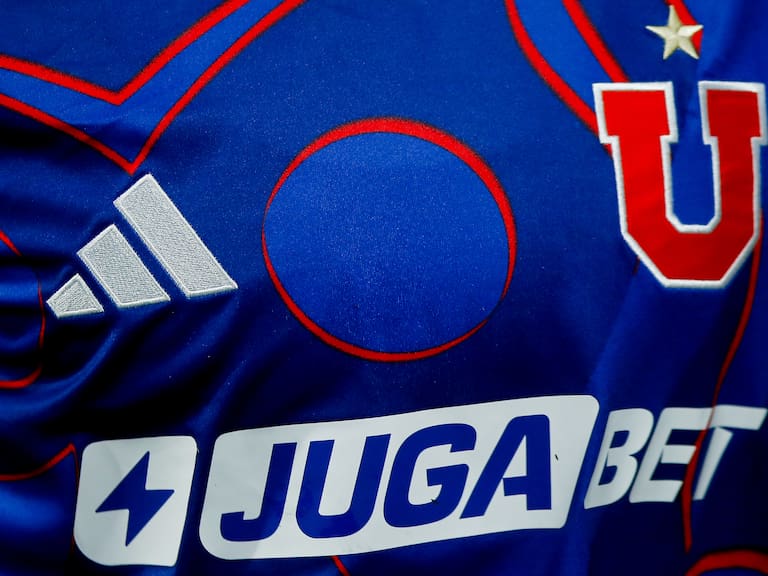 Denuncia a Azul Azul