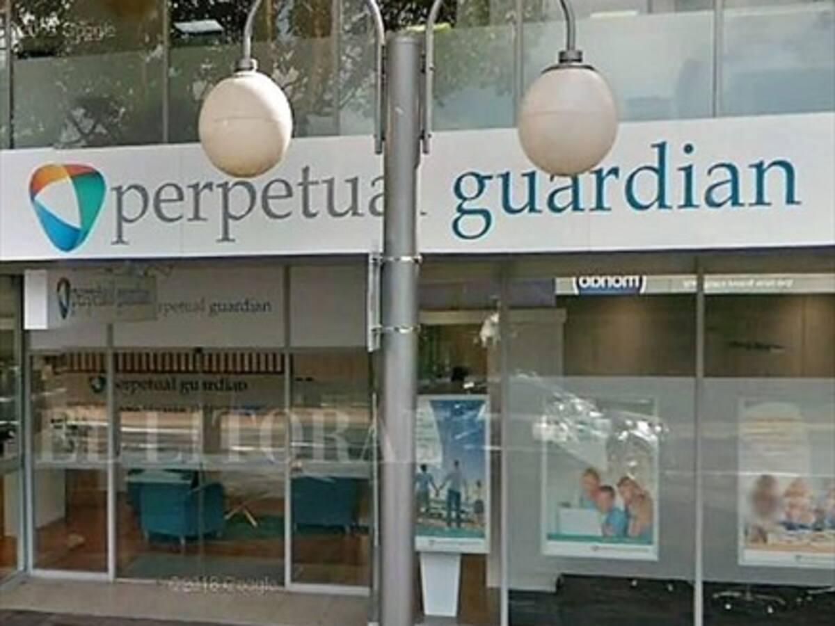 Empresa mejora productividad con proyecto de semana laboral de cuatro días