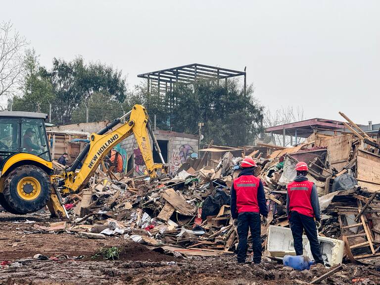 Maipú erradica el campamento Japón: 94 familias son reubicadas