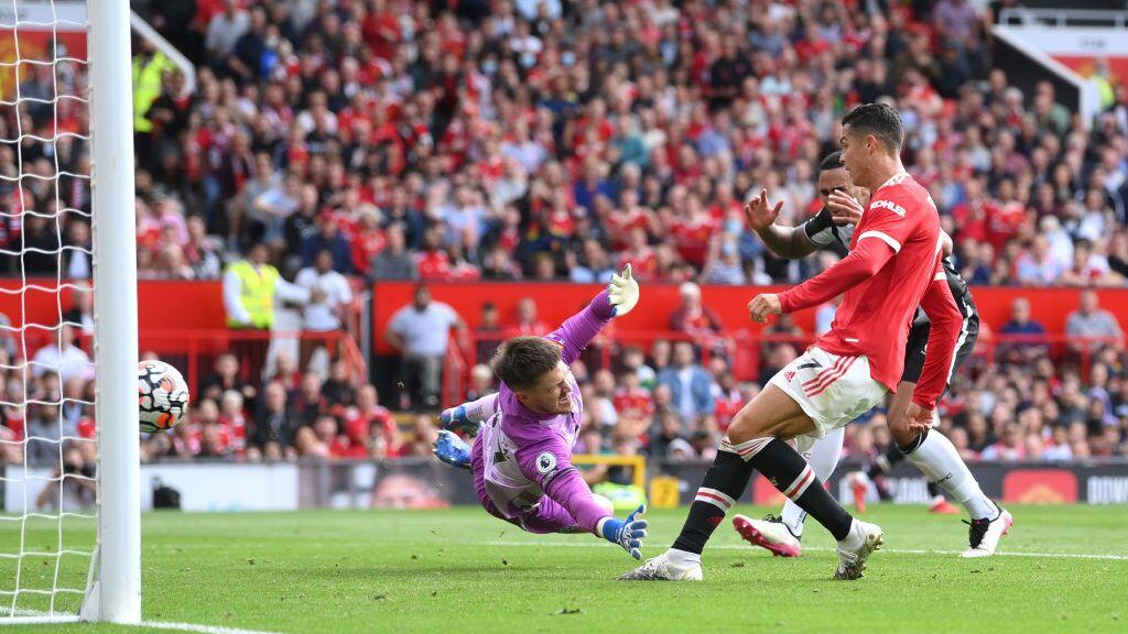 Cristiano Ronaldo anotó un doblete en su re debut por el Manchester United