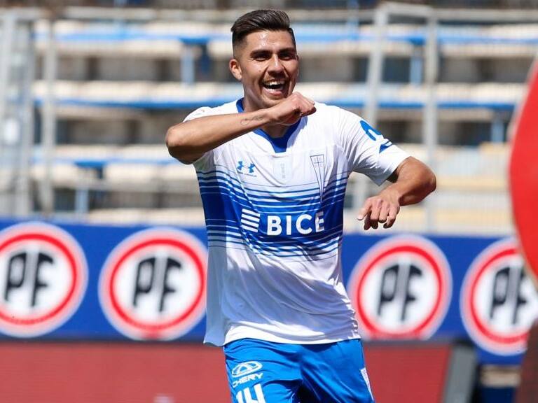 4 de Octubre del 2020/SANTIAGOCesar Pinares(c) celebra su primer gol y el 1 a 0 de Universidad Católica ,durante el partido valido por la Decimotercera fecha del Campeonato Nacional AFP PlanVital 2020, entre Universidad Católica vs Universidad de Chile, disputado en el Estadio San Carlos de Apoquindo.
FOTO:FRANCISCO LONGA/AGENCIAUNO