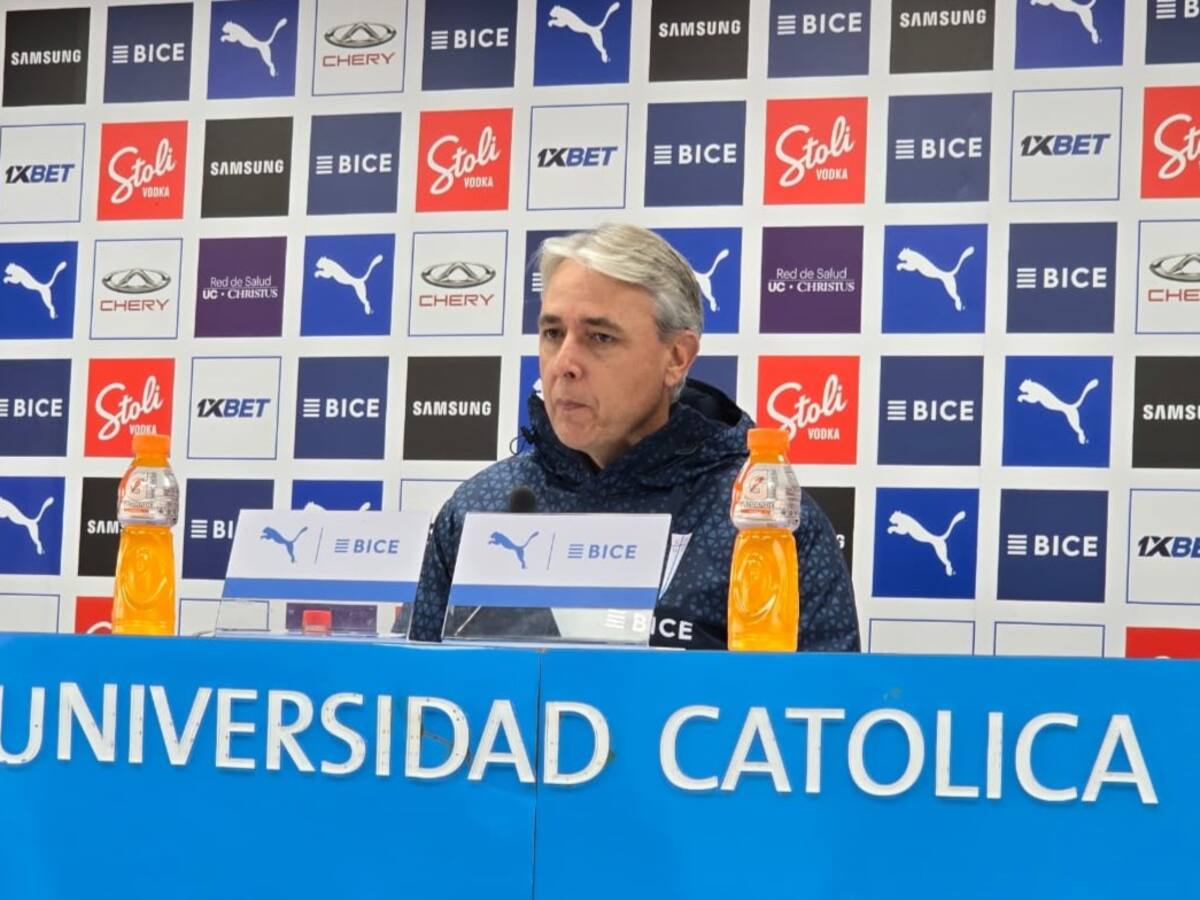 “Es por un motivo muy simple...”: Tiago Nunes responde a las críticas y explica el fichaje de Francisco Arancibia en la UC
