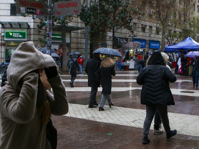 ¡Alerta en Fiestas Patrias! Pronostican lluvias en Santiago para este 18 de septiembre